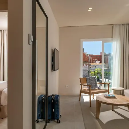 Aqua Bertran Park Hotel 4*
