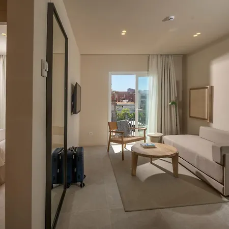 Aqua Bertran Park Hotel 4*