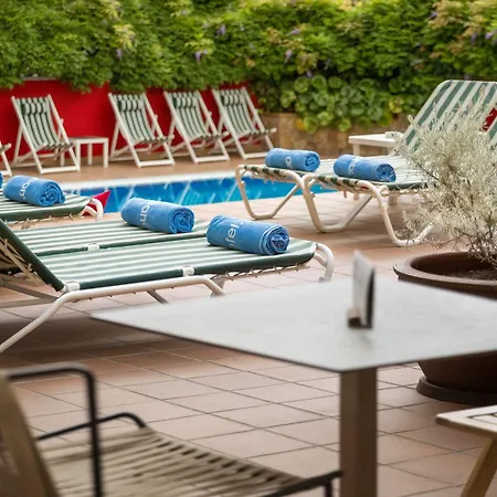 Aqua Bertran Park Hotel